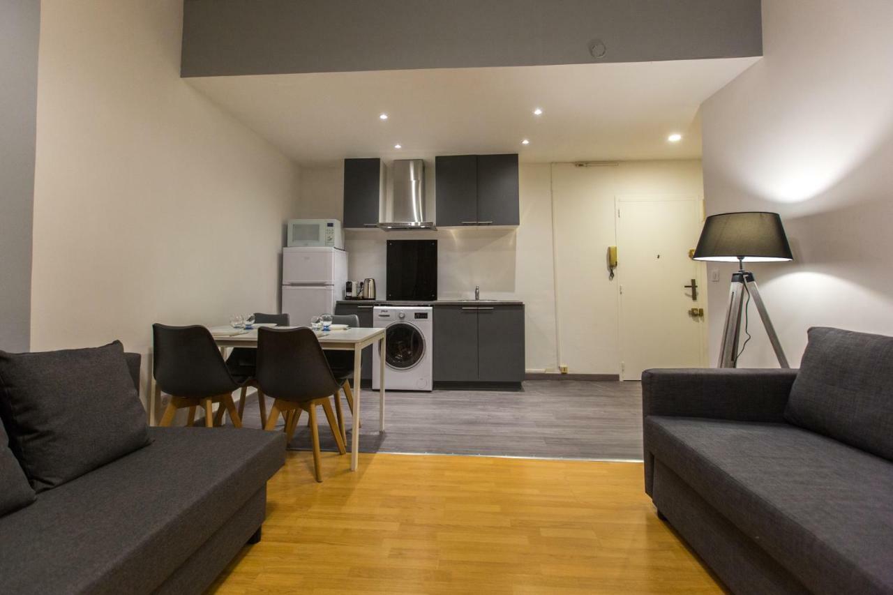 Spacieux Logement Au Coeur De Centre *